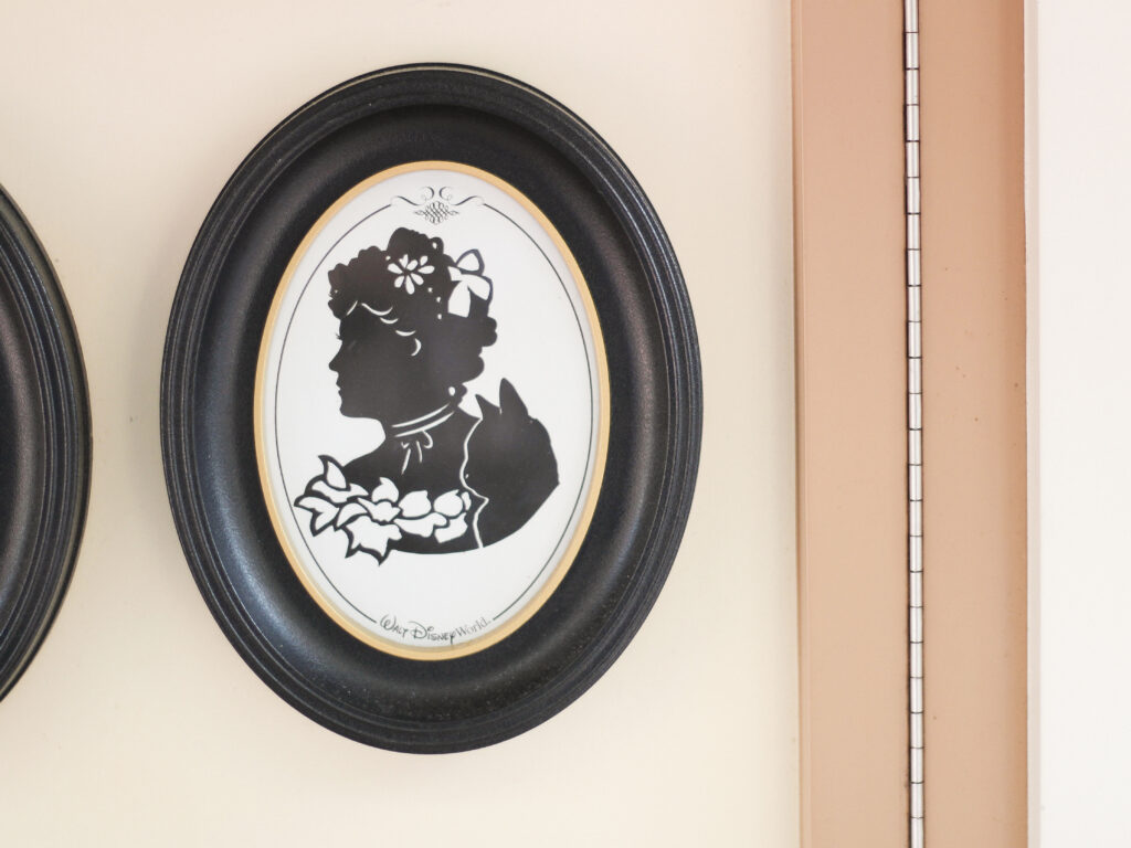 custom cat silhouettes from Magic Kingdom